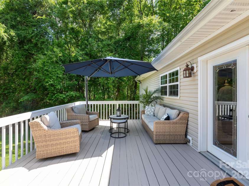 1184 Oak Drive, Rock Hill, SC 29732.  MLS# CAR4252921, YatesRealty ID 10399. 