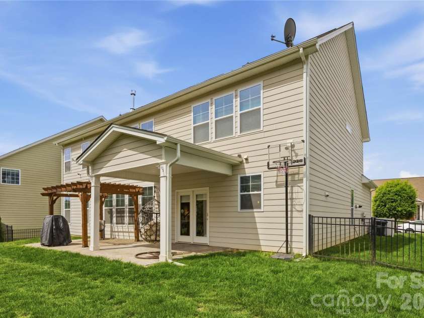 9242 Vecchio Drive, Indian Land, SC 29707.  MLS# CAR4365832, YatesRealty ID 10399. 