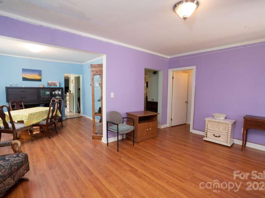 301 Washington Avenue, Bessemer City, NC 28016.  MLS# CAR4136423, YatesRealty ID 104. 