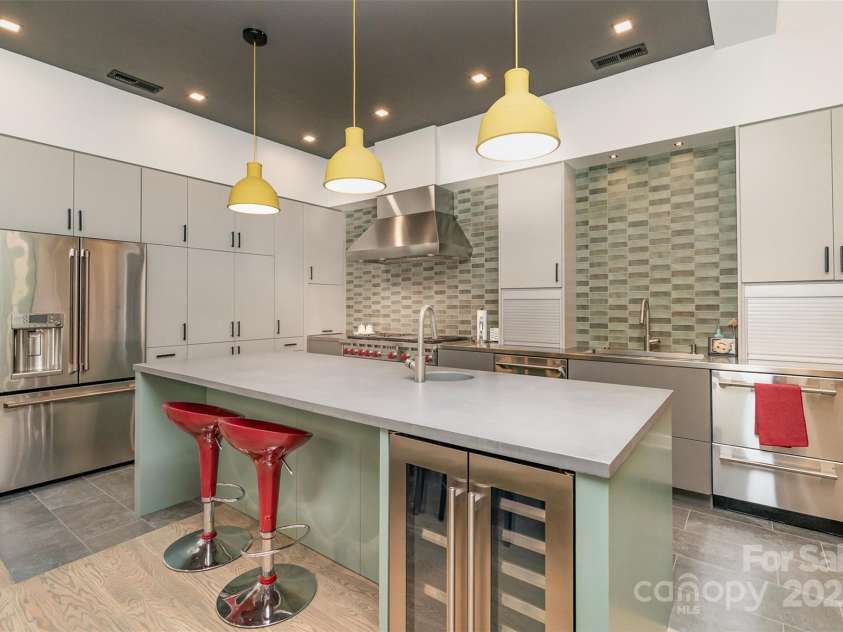 386 Squirrel Lane, Lake Wylie, SC 29710.  MLS# CAR4263022, YatesRealty ID 1040. 