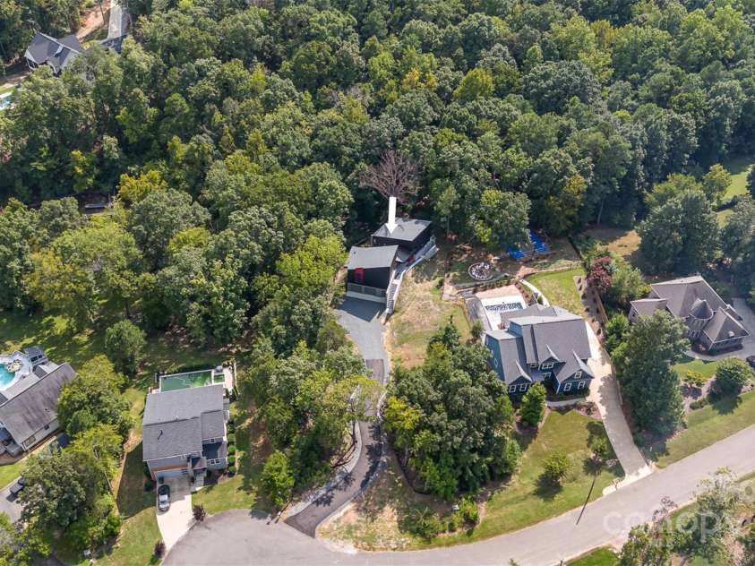 386 Squirrel Lane, Lake Wylie, SC 29710.  MLS# CAR4263022, YatesRealty ID 1040. 