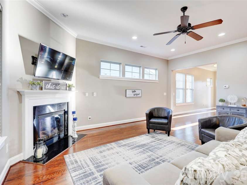 3246 Kelsey Plaza, Kannapolis, NC 28081.  MLS# CAR4335266, YatesRealty ID 10401. 