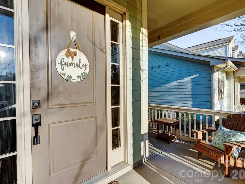 3246 Kelsey Plaza, Kannapolis, NC 28081.  MLS# CAR4335266, YatesRealty ID 10401. 