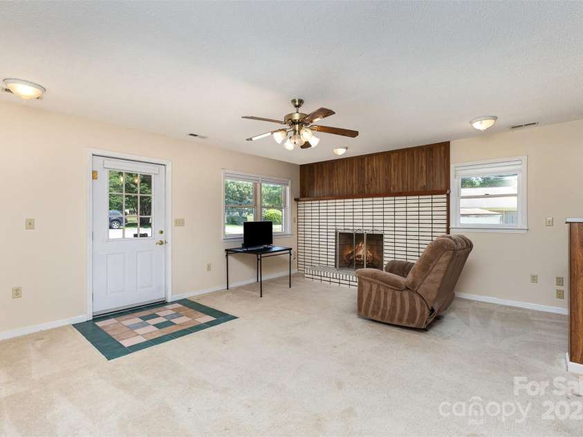 103 Sadler Road, Mount Holly, NC 28120.  MLS# CAR4254289, YatesRealty ID 10402. 