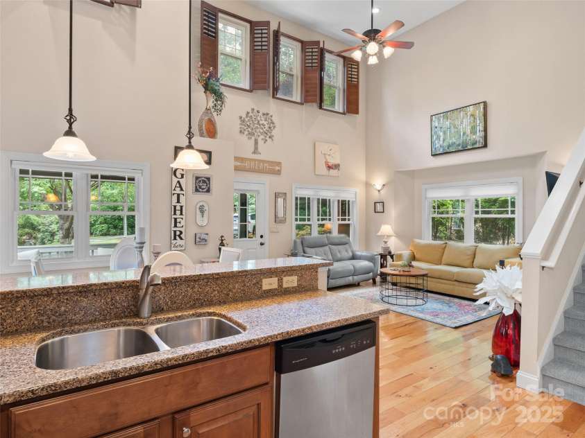 17 Sapling Lane, Waynesville, NC 28786.  MLS# CAR4287974, YatesRealty ID 10403. 