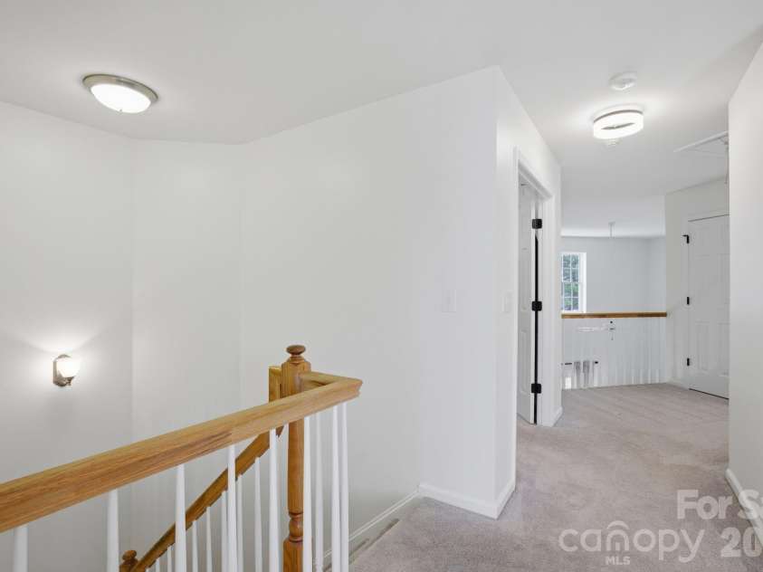 20042 Northport Drive, Cornelius, NC 28031.  MLS# CAR4355423, YatesRealty ID 10403. 