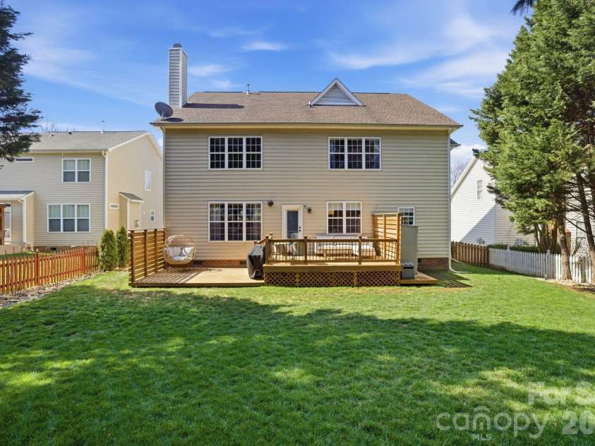 20042 Northport Drive, Cornelius, NC 28031.  MLS# CAR4355423, YatesRealty ID 10403. 