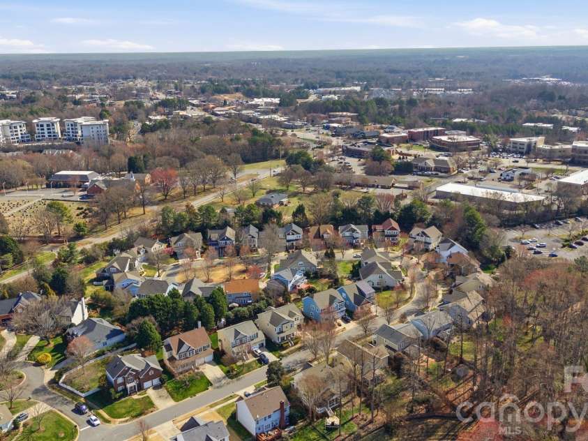 20042 Northport Drive, Cornelius, NC 28031.  MLS# CAR4355423, YatesRealty ID 10403. 