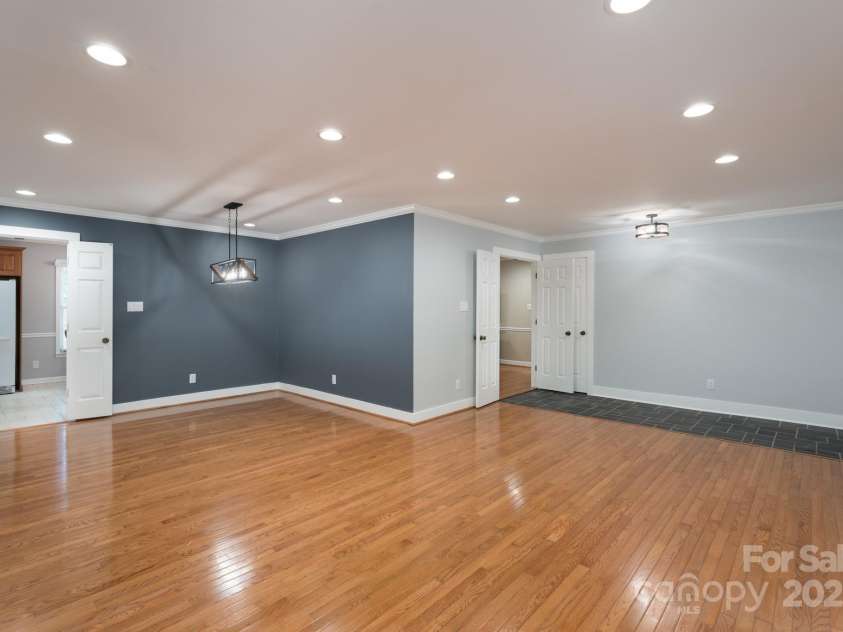 4256 Wood Forest Drive, Rock Hill, SC 29732.  MLS# CAR4244267, YatesRealty ID 10404. Dining Area