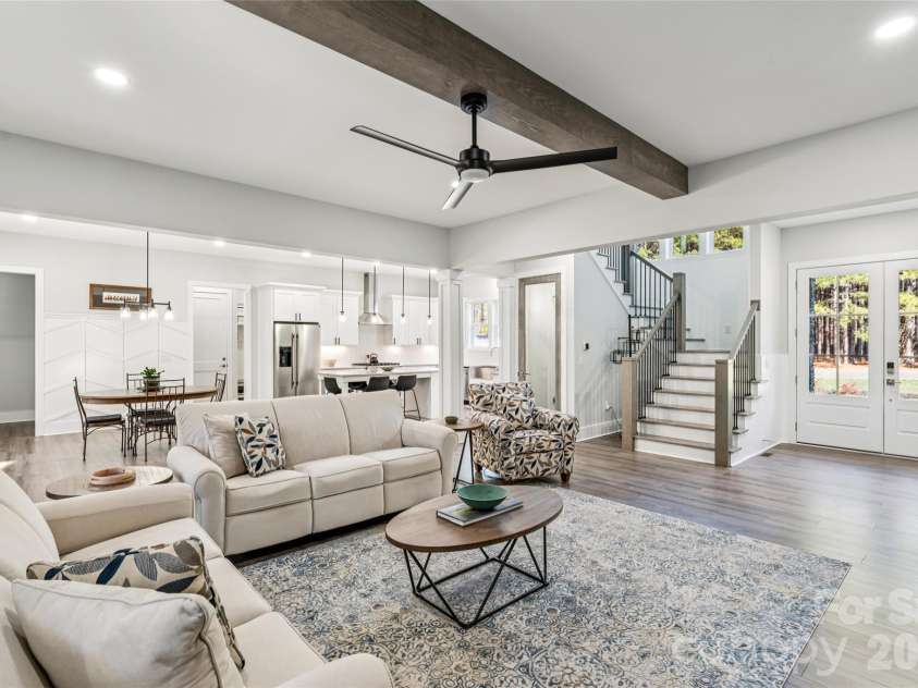 6615 Farmstead Lane, Concord, NC 28027.  MLS# CAR4357830, YatesRealty ID 10405. 
