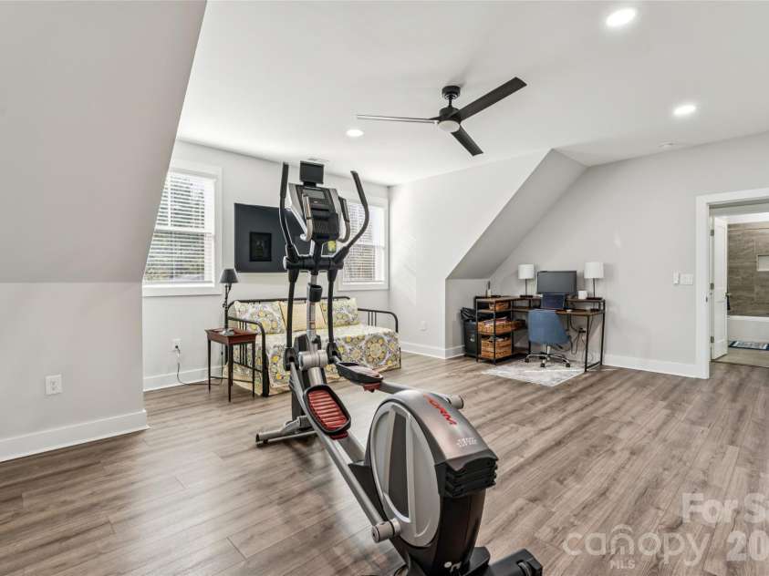 6615 Farmstead Lane, Concord, NC 28027.  MLS# CAR4357830, YatesRealty ID 10405. 
