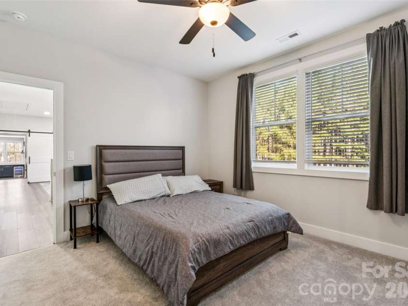 6615 Farmstead Lane, Concord, NC 28027.  MLS# CAR4357830, YatesRealty ID 10405. 