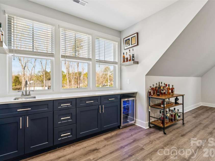 6615 Farmstead Lane, Concord, NC 28027.  MLS# CAR4357830, YatesRealty ID 10405. Bonus Space