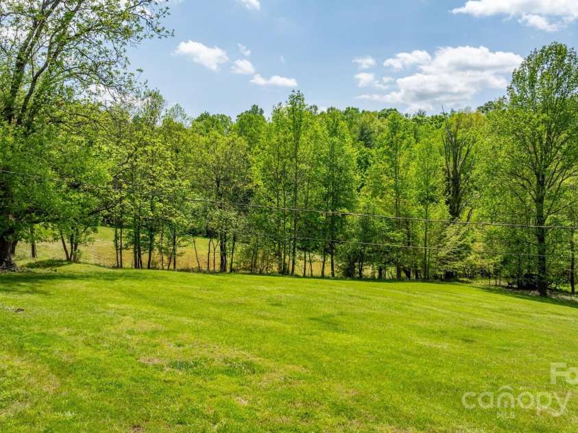251 Rousseau Farm Road, Wilkesboro, NC 28697.  MLS# CAR4224506, YatesRealty ID 10406. 