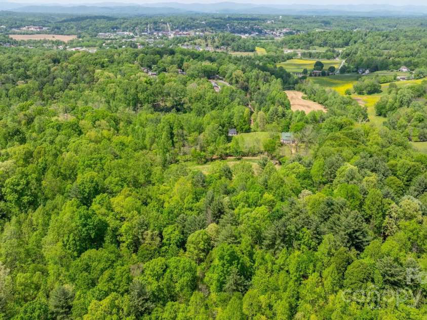 251 Rousseau Farm Road, Wilkesboro, NC 28697.  MLS# CAR4224506, YatesRealty ID 10406. 