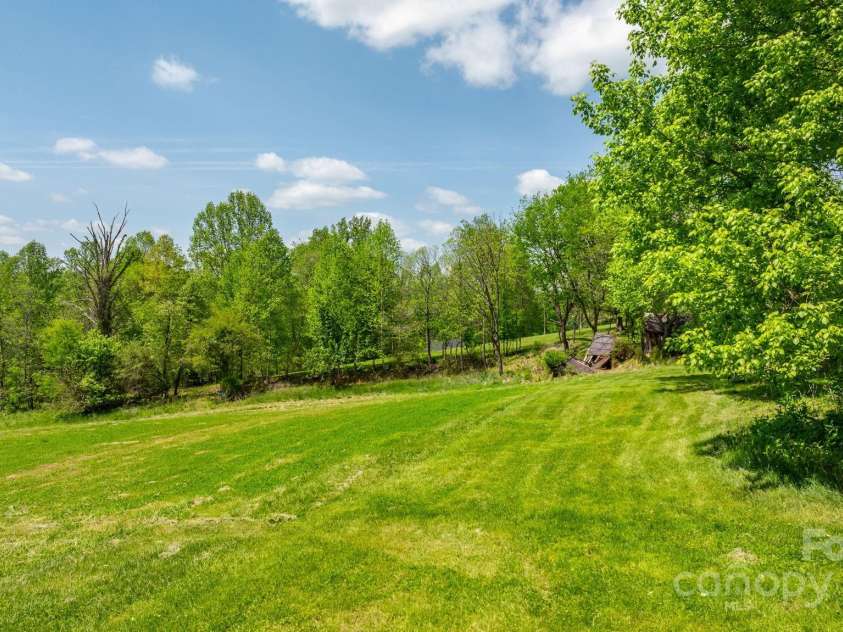 251 Rousseau Farm Road, Wilkesboro, NC 28697.  MLS# CAR4224506, YatesRealty ID 10406. 