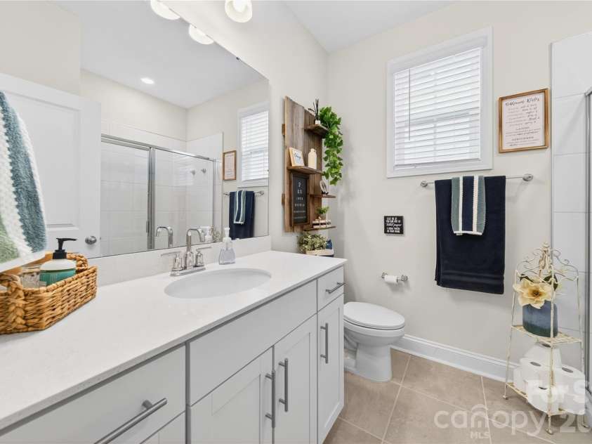 113 Saidin Lane, Troutman, NC 28166.  MLS# CAR4363898, YatesRealty ID 10408. Perfect guest bath. 