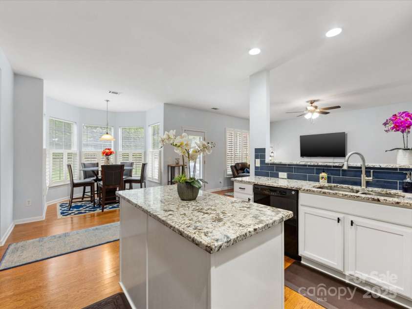 14923 Colonial Park Drive, Huntersville, NC 28078.  MLS# CAR4240604, YatesRealty ID 10408. 