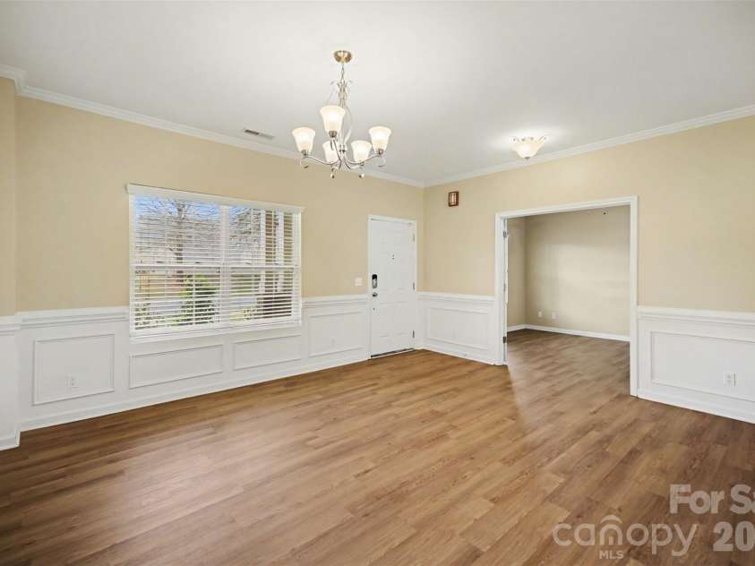 14609 Glenduff Place, Charlotte, NC 28278.  MLS# CAR4365164, YatesRealty ID 10409. 