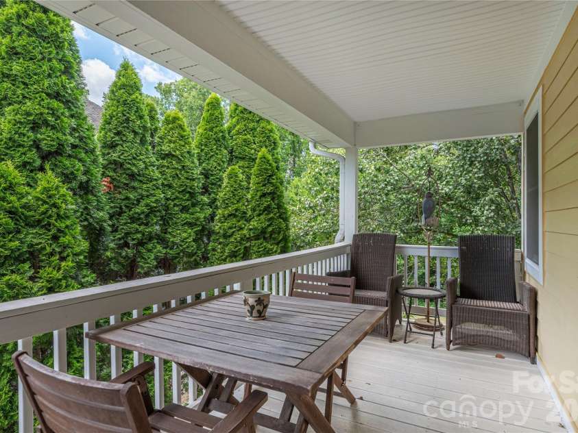 41 Little Fox Lane, Fletcher, NC 28732.  MLS# CAR4335108, YatesRealty ID 1041. 