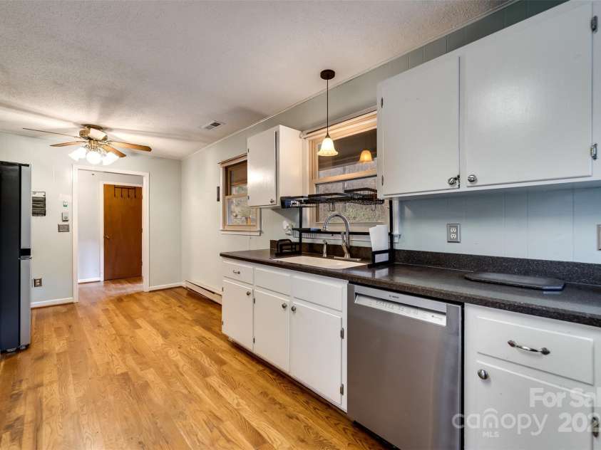 57 Morning Mist Lane, Sylva, NC 28779.  MLS# CAR4219367, YatesRealty ID 10412. 