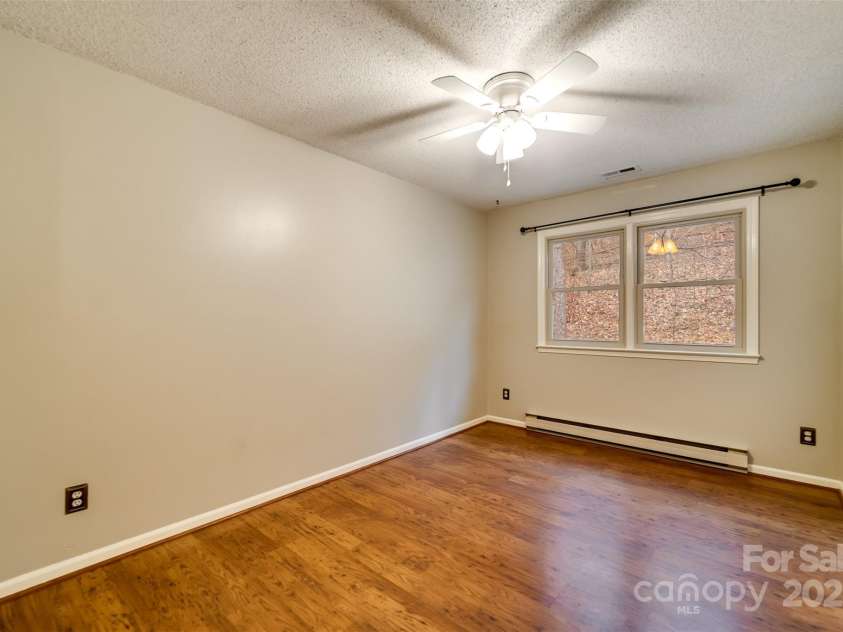 57 Morning Mist Lane, Sylva, NC 28779.  MLS# CAR4219367, YatesRealty ID 10412. 