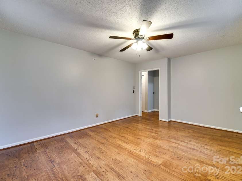 57 Morning Mist Lane, Sylva, NC 28779.  MLS# CAR4219367, YatesRealty ID 10412. 