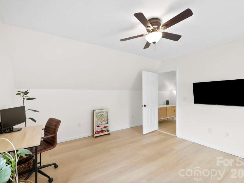 147 Higgins Road, Fletcher, NC 28732.  MLS# CAR4365204, YatesRealty ID 10413. 3rd Bedroom - Upstairs