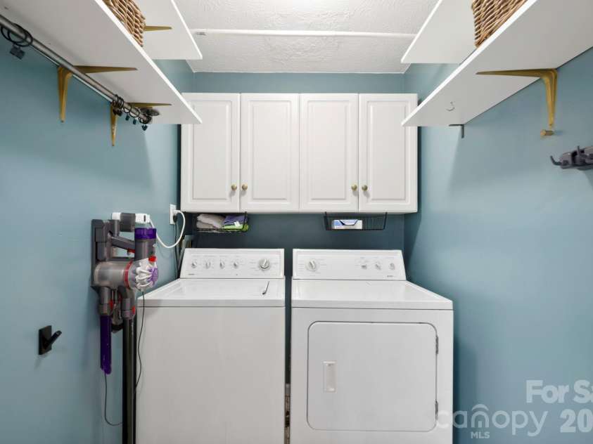 147 Higgins Road, Fletcher, NC 28732.  MLS# CAR4365204, YatesRealty ID 10413. Laundry Room - 1st Floor