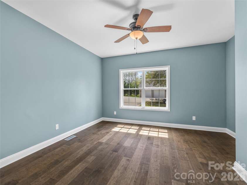 2500 Blackstock Road, Landrum, SC 29356.  MLS# CAR4367962, YatesRealty ID 10414. 