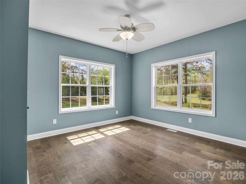 2500 Blackstock Road, Landrum, SC 29356.  MLS# CAR4367962, YatesRealty ID 10414. 