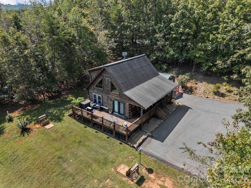 190 Elliot Lane, Rutherfordton, NC 28139.  MLS# CAR4352869, YatesRealty ID 10415. 