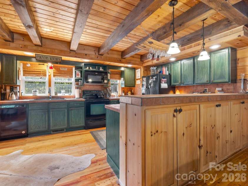 190 Elliot Lane, Rutherfordton, NC 28139.  MLS# CAR4352869, YatesRealty ID 10415. 