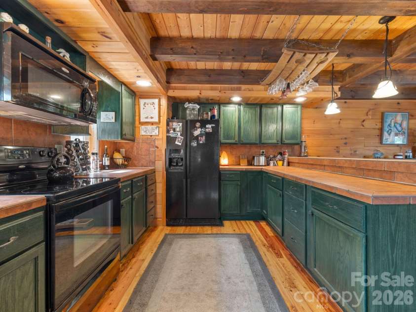 190 Elliot Lane, Rutherfordton, NC 28139.  MLS# CAR4352869, YatesRealty ID 10415. 