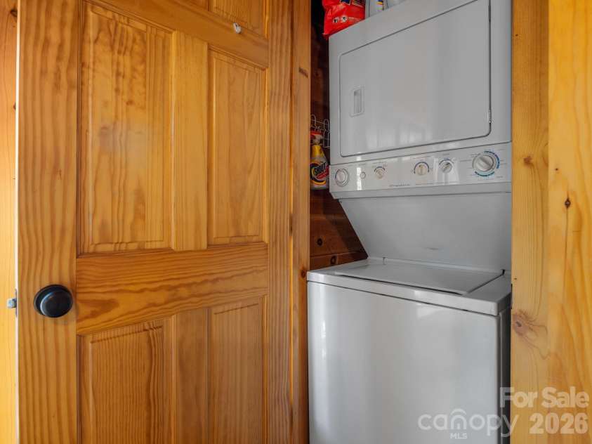 190 Elliot Lane, Rutherfordton, NC 28139.  MLS# CAR4352869, YatesRealty ID 10415. 
