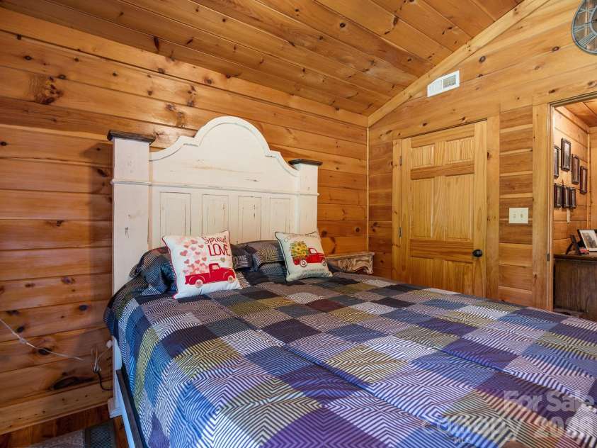 190 Elliot Lane, Rutherfordton, NC 28139.  MLS# CAR4352869, YatesRealty ID 10415. 
