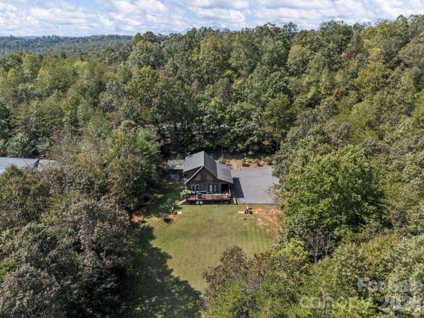 190 Elliot Lane, Rutherfordton, NC 28139.  MLS# CAR4352869, YatesRealty ID 10415. 