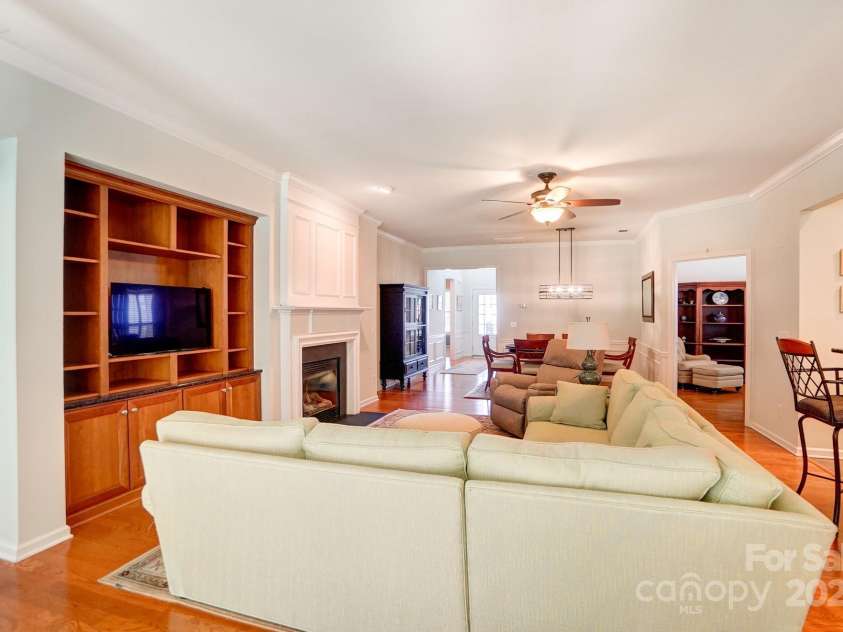 41108 Calla Lily Street, Fort Mill, SC 29707.  MLS# CAR4234054, YatesRealty ID 10415. 