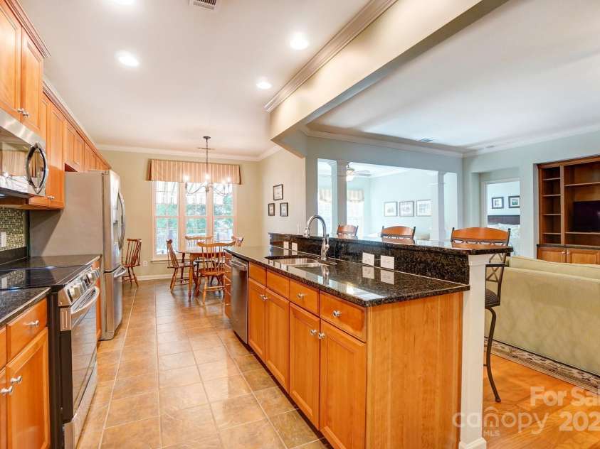 41108 Calla Lily Street, Fort Mill, SC 29707.  MLS# CAR4234054, YatesRealty ID 10415. 