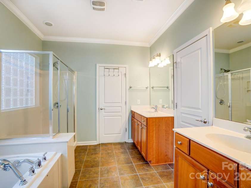 41108 Calla Lily Street, Fort Mill, SC 29707.  MLS# CAR4234054, YatesRealty ID 10415. 