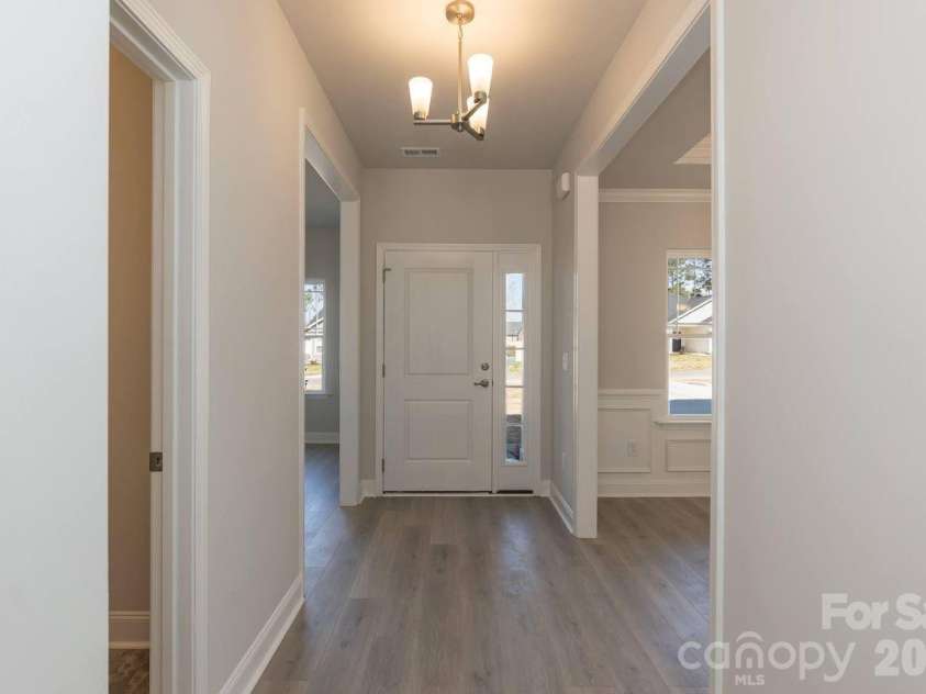 236 Mountain Island Drive, Statesville, NC 28677.  MLS# CAR4261234, YatesRealty ID 10418. Foyer