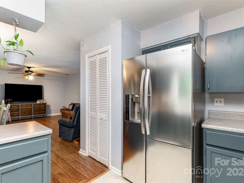 4813 Carving Tree Drive, Mint Hill, NC 28227.  MLS# CAR4244897, YatesRealty ID 10418. 