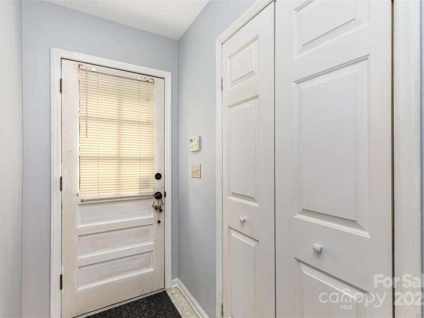 4813 Carving Tree Drive, Mint Hill, NC 28227.  MLS# CAR4244897, YatesRealty ID 10418. 