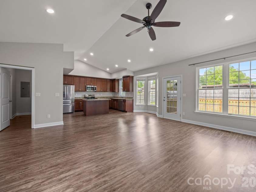3029 Fallswood Drive, Gastonia, NC 28052.  MLS# CAR4363537, YatesRealty ID 10419. 