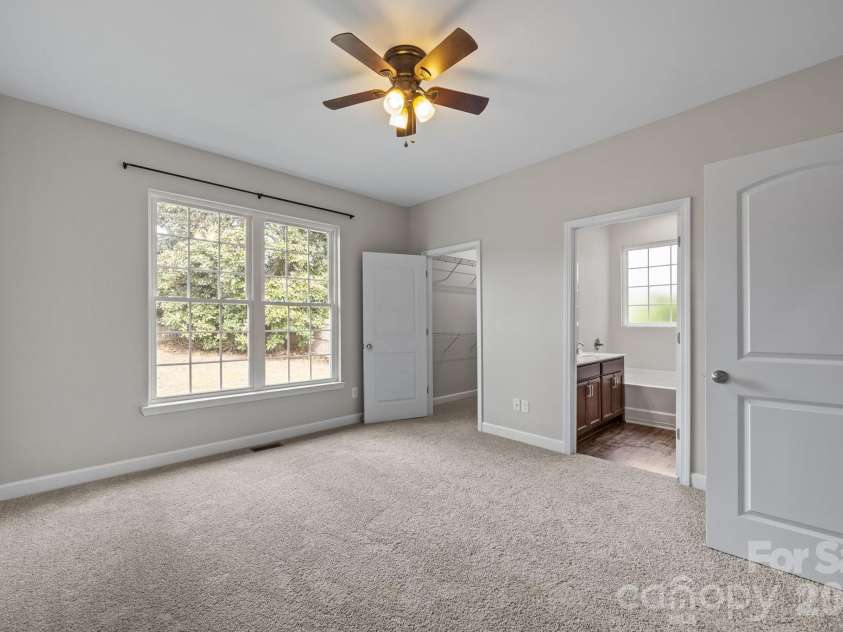 3029 Fallswood Drive, Gastonia, NC 28052.  MLS# CAR4363537, YatesRealty ID 10419. 
