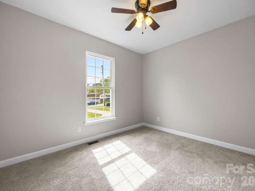 3029 Fallswood Drive, Gastonia, NC 28052.  MLS# CAR4363537, YatesRealty ID 10419. 