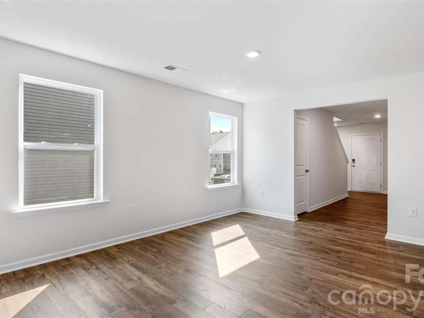 129 Lauren Lane, Hendersonville, NC 28792.  MLS# CAR4338001, YatesRealty ID 1042. Photos are representative