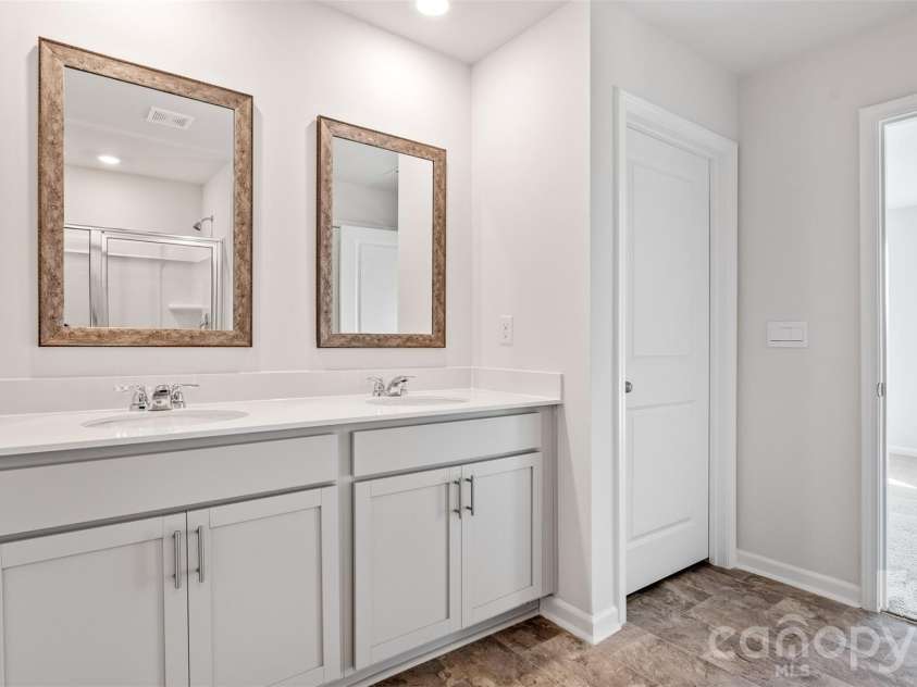 129 Lauren Lane, Hendersonville, NC 28792.  MLS# CAR4338001, YatesRealty ID 1042. Photos are representative