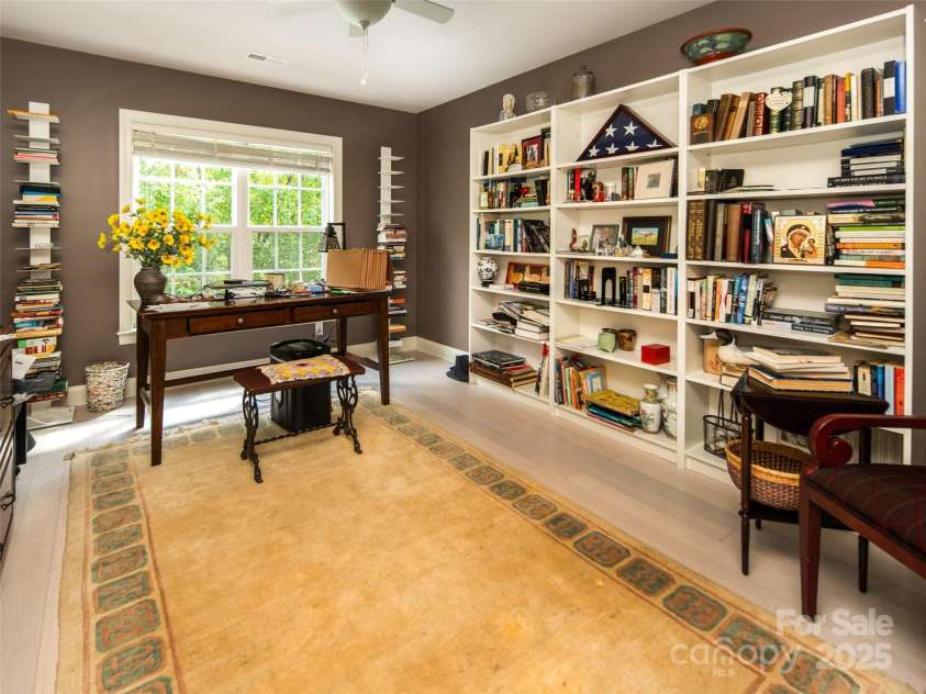 26 Black Horse Run, Biltmore Lake, NC 28715.  MLS# CAR4307012, YatesRealty ID 1042. 