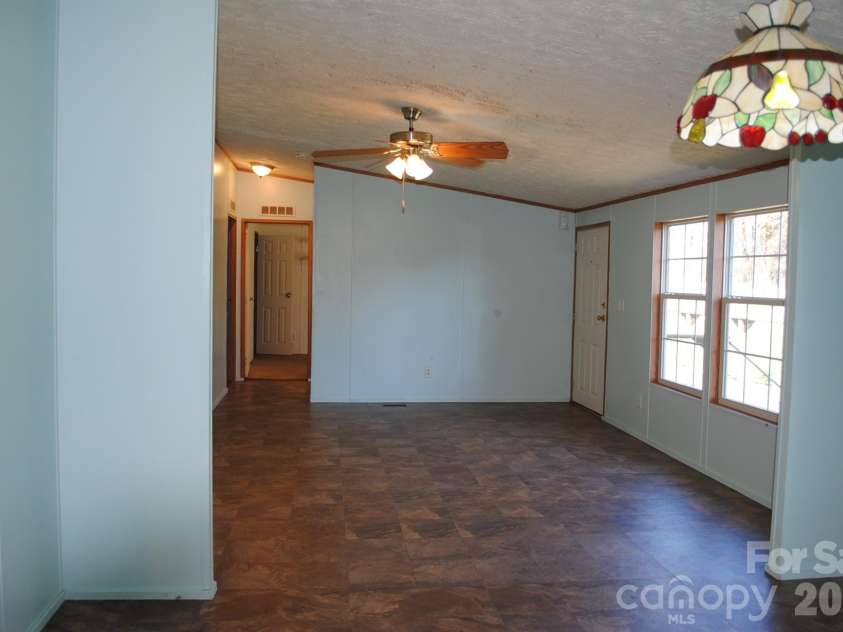 12367 Old Beatty Ford Road, Rockwell, NC 28138.  MLS# CAR4358672, YatesRealty ID 10421. Dining